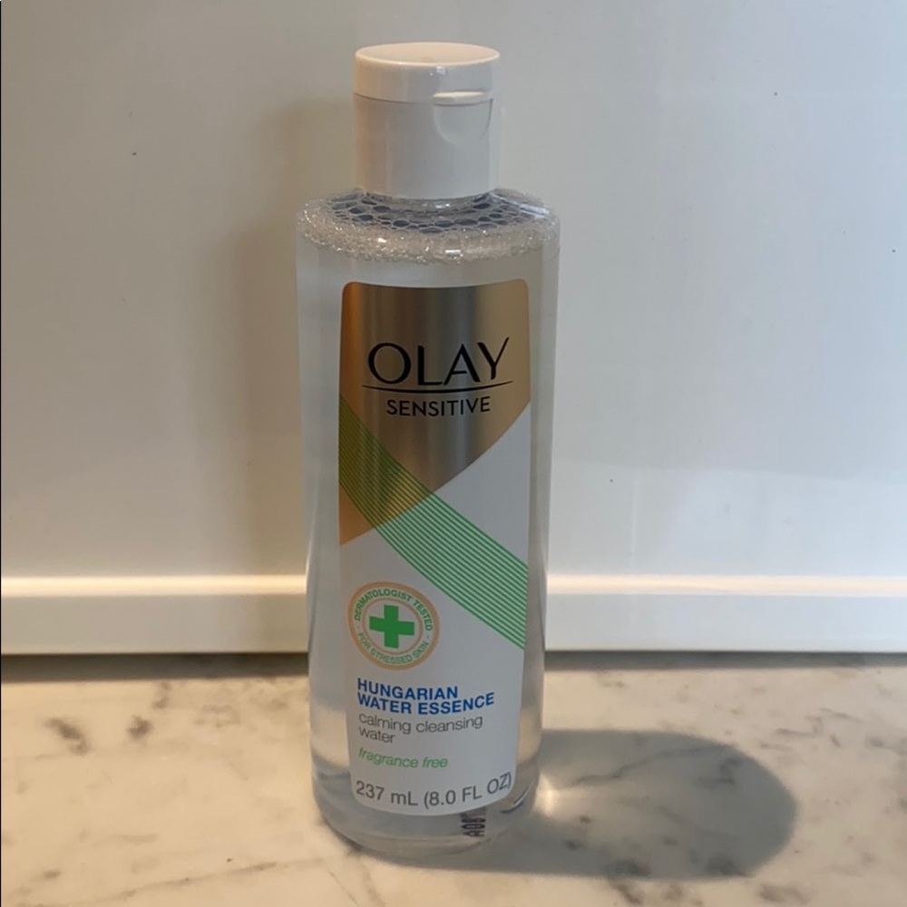 Olay Sensitive Hungarian Water Essence 8oz